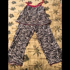 Beautiful comfy pjs by Kathryn in large